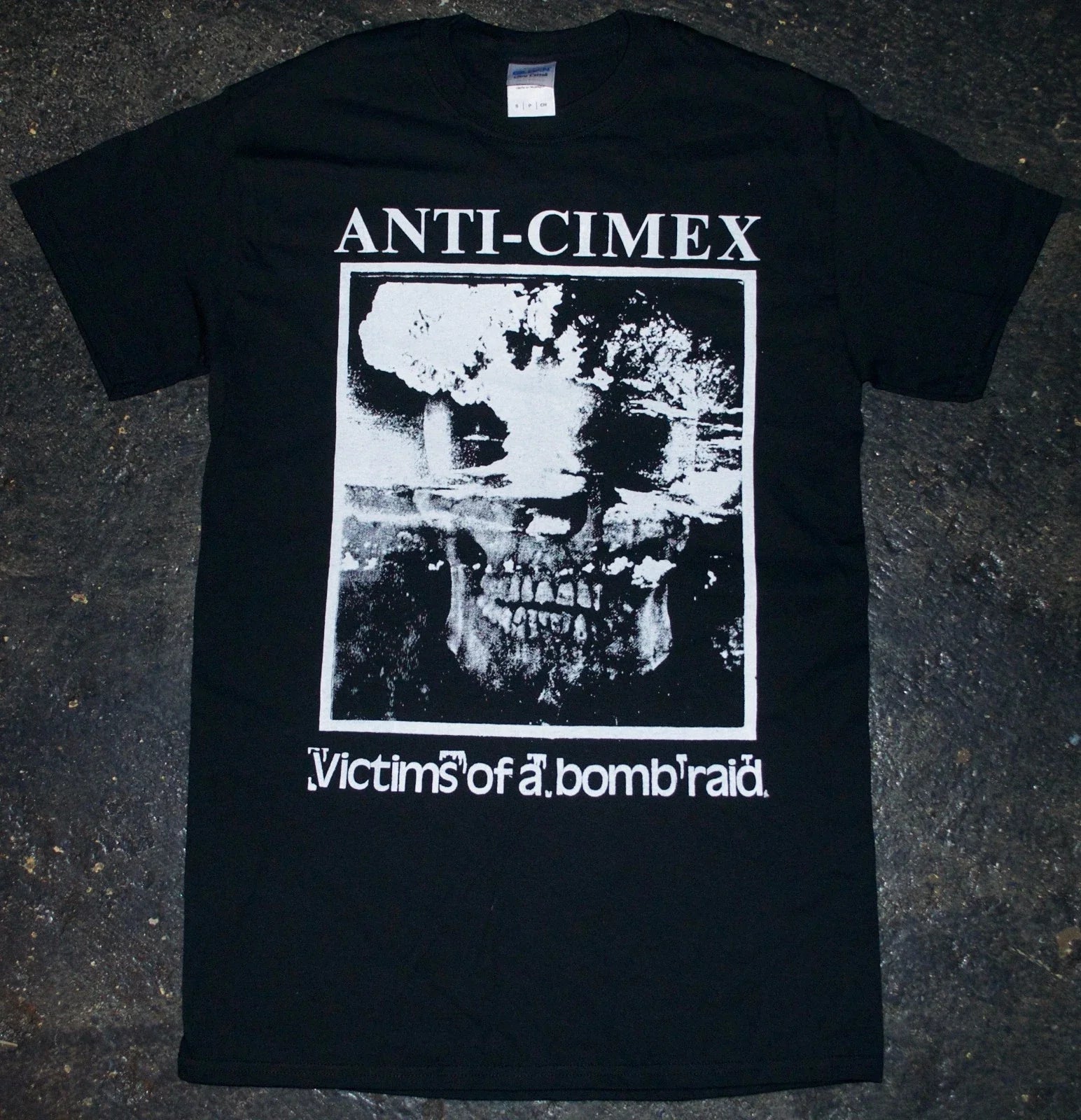 Anti-Cimex - 'Victims of a Bombraid' T-Shirt skitslickers totalitar discharge