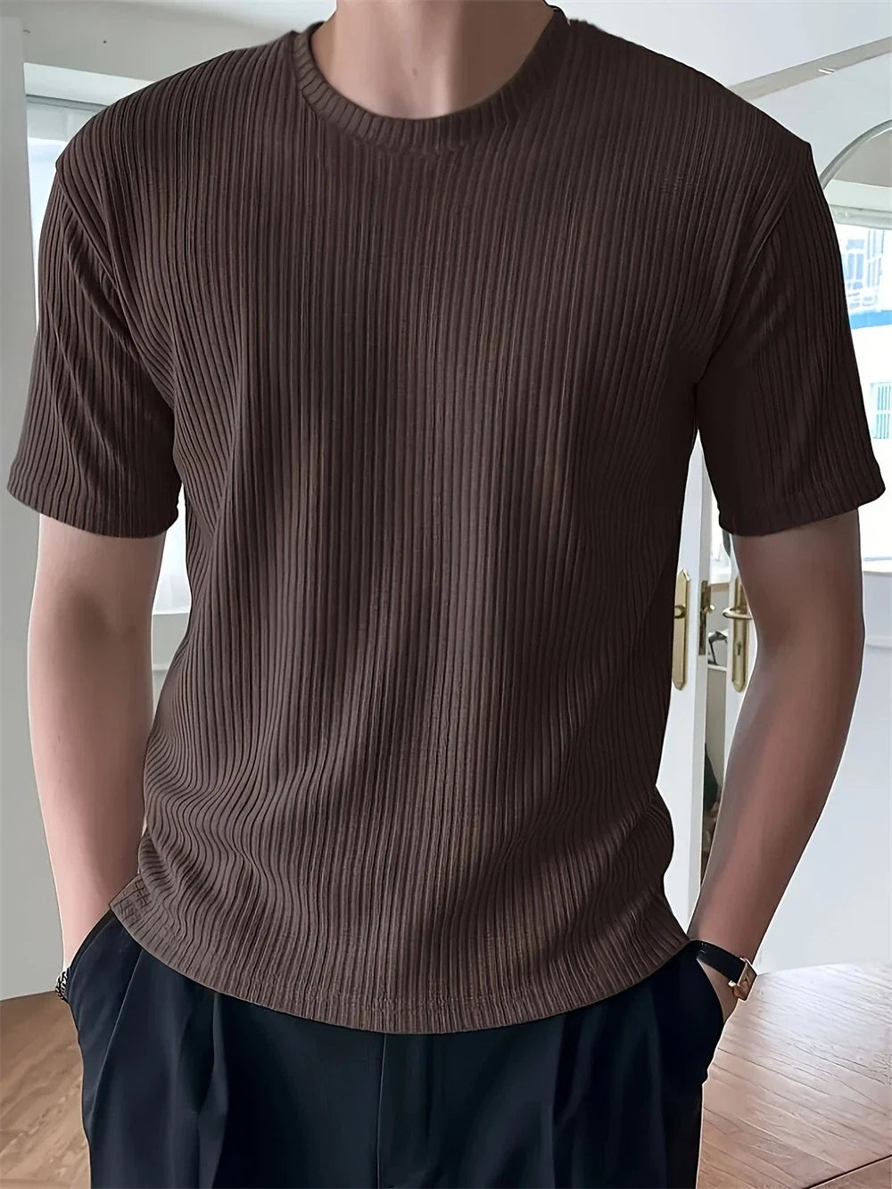 Men's Short Sleeve Round Neck T-Shirt Classic Casual Slim Fit Shirts