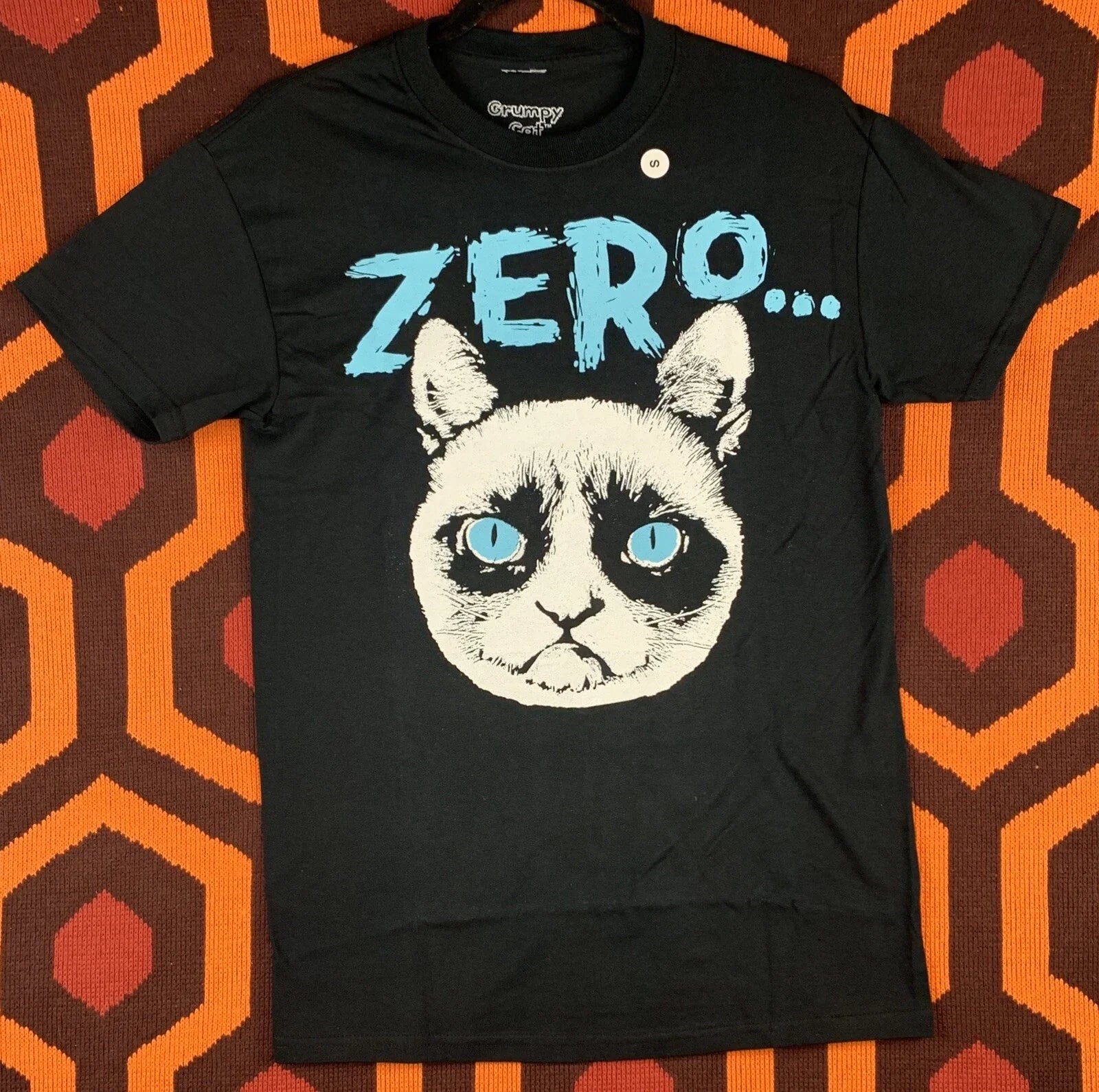 Grumpy Cat t-shirt Men’s Small ZERO Fs Given