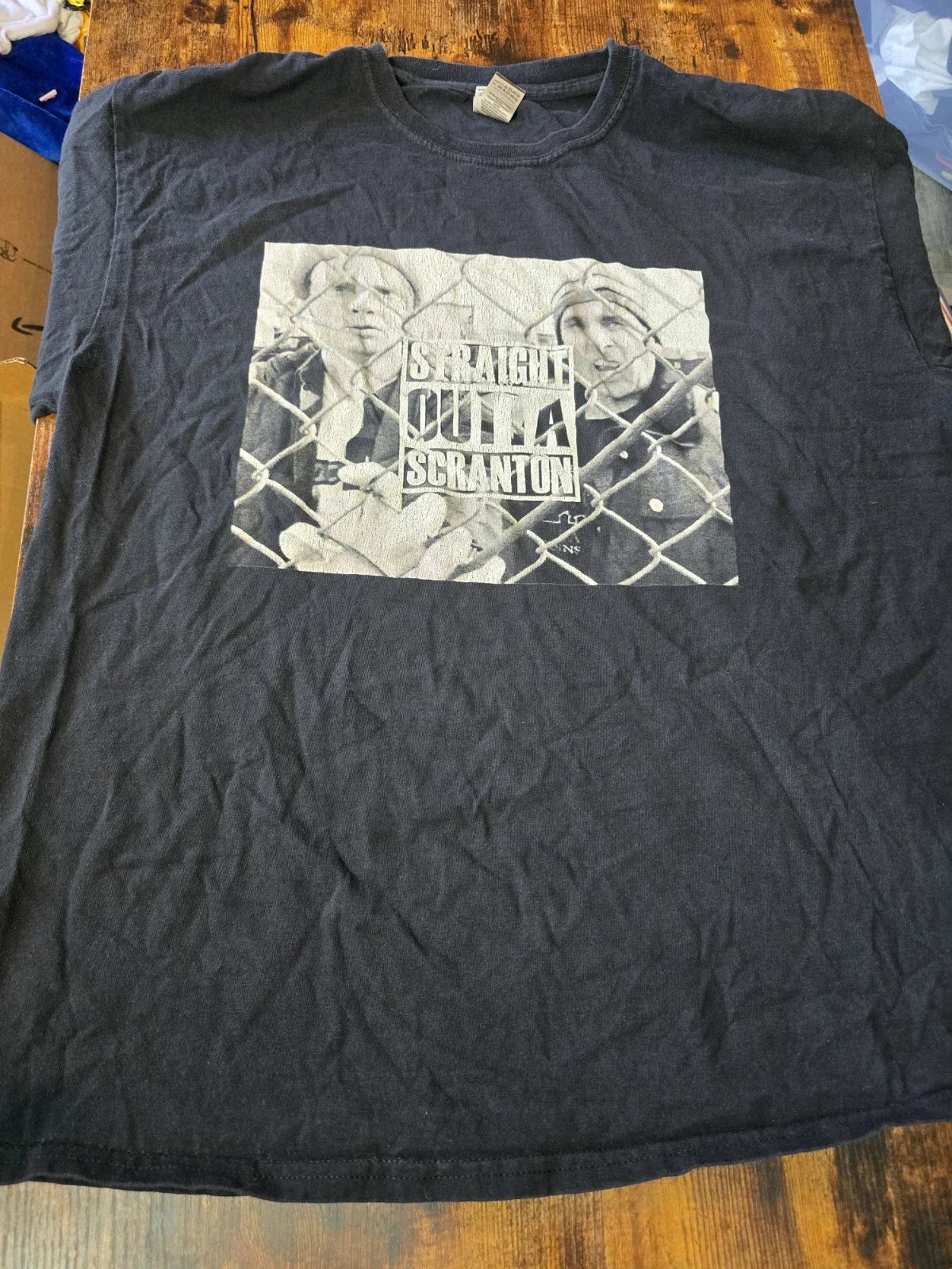 The office Straight Outta Scranton XL Shirt